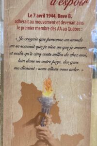 Signet bilingue "70 ans d'espoir".